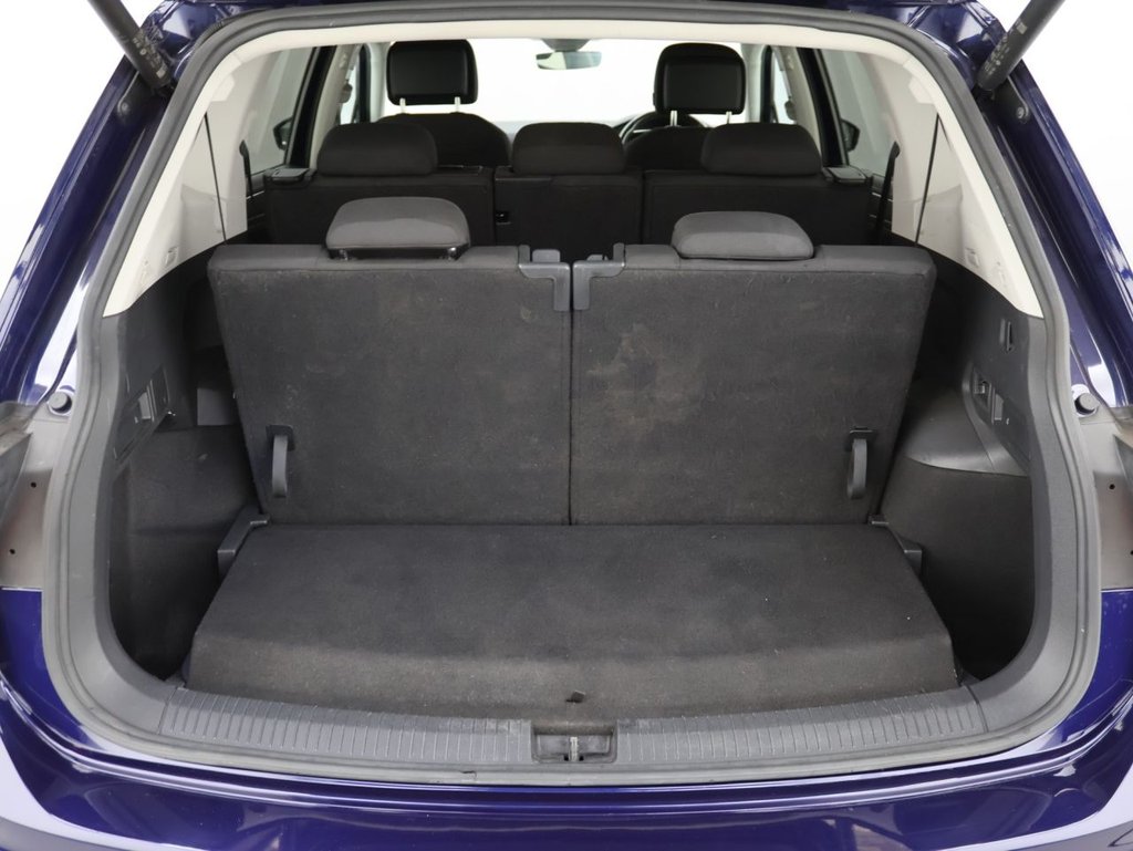 Used Volkswagen Tiguan Allspace 2023 for sale - 76300973: Photo 26