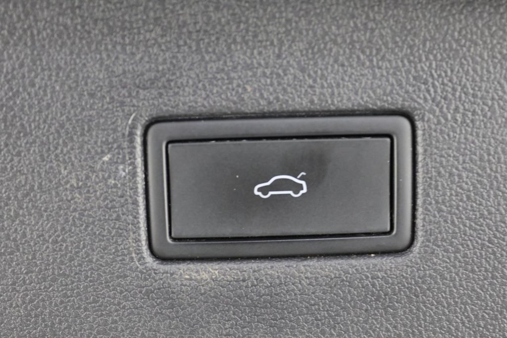 Used Volkswagen Tiguan Allspace 2023 for sale - 76300973: Photo 29