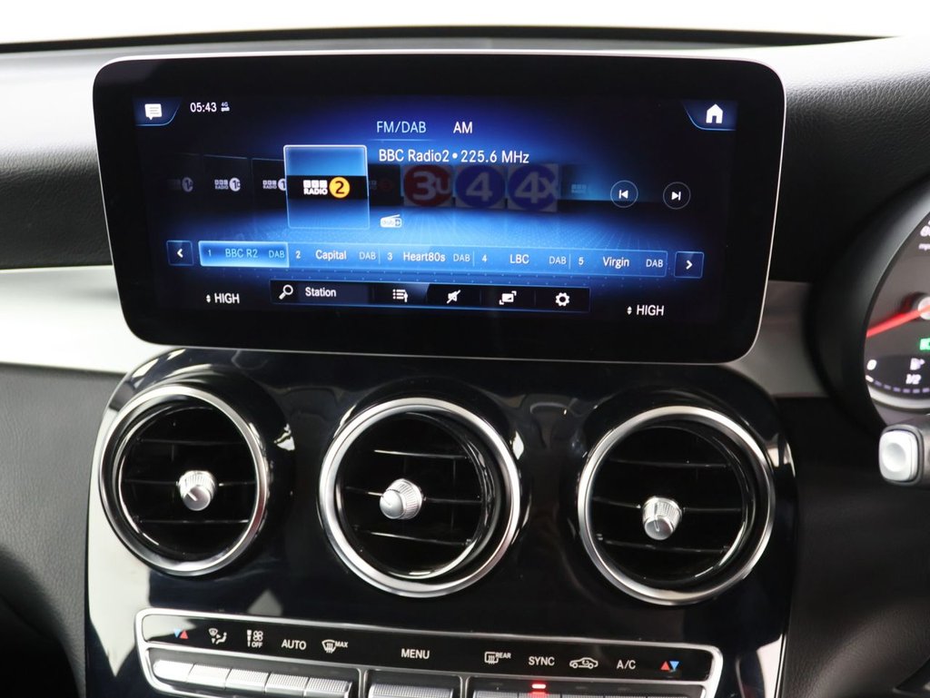 Used Mercedes-Benz GLC 2020 for sale - 75986032: Photo 13