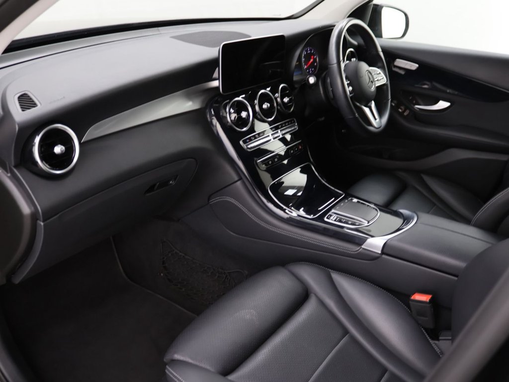 Used Mercedes-Benz GLC 2020 for sale - 75986032: Photo 25