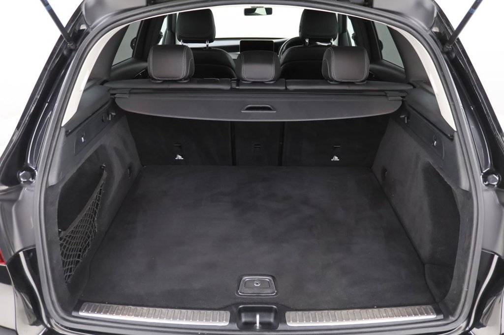 Used Mercedes-Benz GLC 2020 for sale - 75986032: Photo 27
