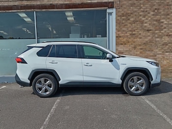 Used Toyota RAV4 2019 for sale - 75384007: Photo