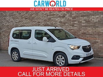 Used Vauxhall Combo Life 2019 for sale - 76542055: Photo