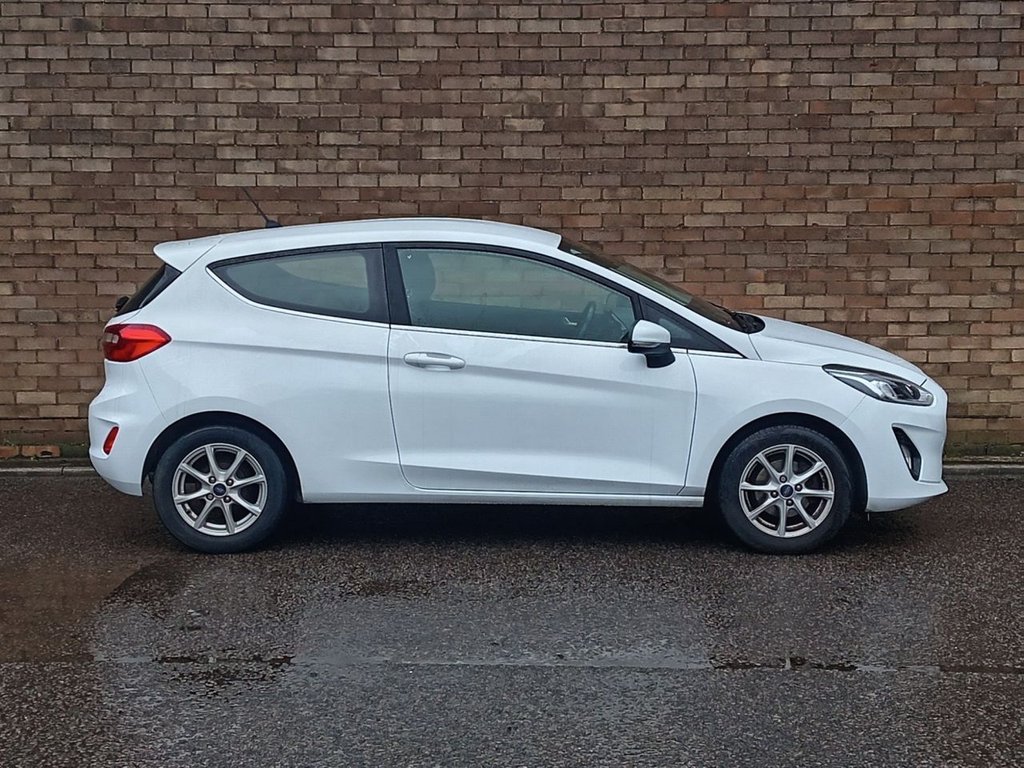Used Ford Fiesta 2018 for sale - 77534033: Photo 2