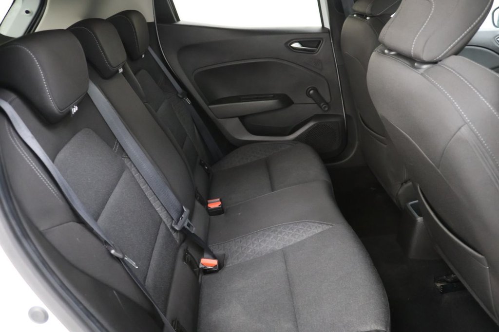 Used Renault Clio 2020 for sale - 76542202: Photo 16