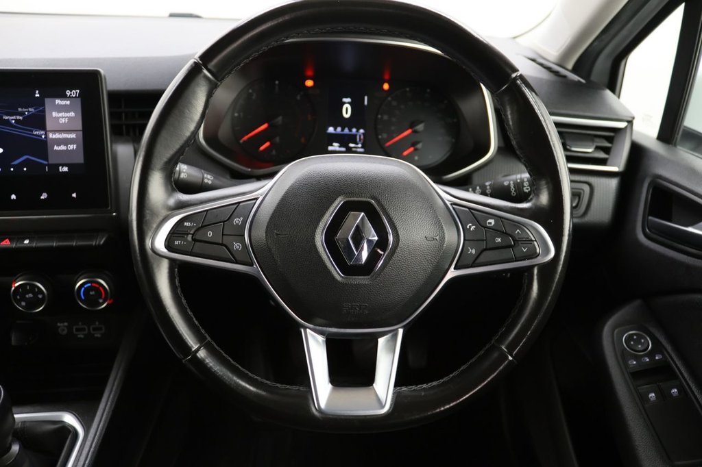 Used Renault Clio 2020 for sale - 76542202: Photo 19