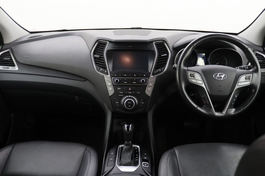 Used Hyundai Santa Fe 2015 for sale - 77632059: Photo 19