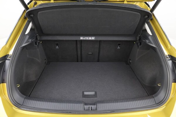 Used Volkswagen T-Roc 2021 for sale - 76105845: Photo 24