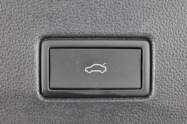 Used Volkswagen T-Roc 2021 for sale - 76105845: Photo 25