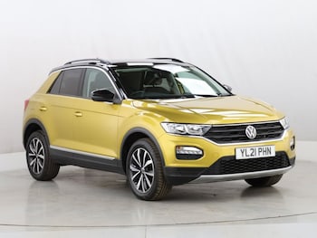 Used Volkswagen T-Roc 2021 for sale - 76105845: Photo