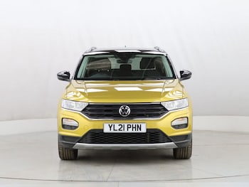 Used Volkswagen T-Roc 2021 for sale - 76105845: Photo