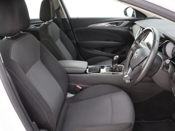 Used Vauxhall Insignia 2019 for sale - 76300922: Photo 11