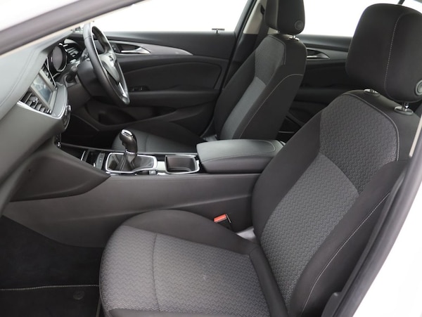Used Vauxhall Insignia 2019 for sale - 76300922: Photo 21