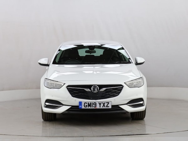 Used Vauxhall Insignia 2019 for sale - 76300922: Photo 3