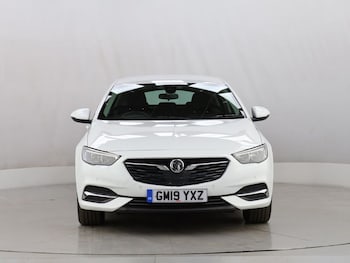 Used Vauxhall Insignia 2019 for sale - 76300922: Photo 3