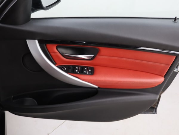 Used BMW 3 Series 2017 for sale - 76300898: Photo 26