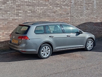 Used Volkswagen Golf 2015 for sale - 78631387: Photo