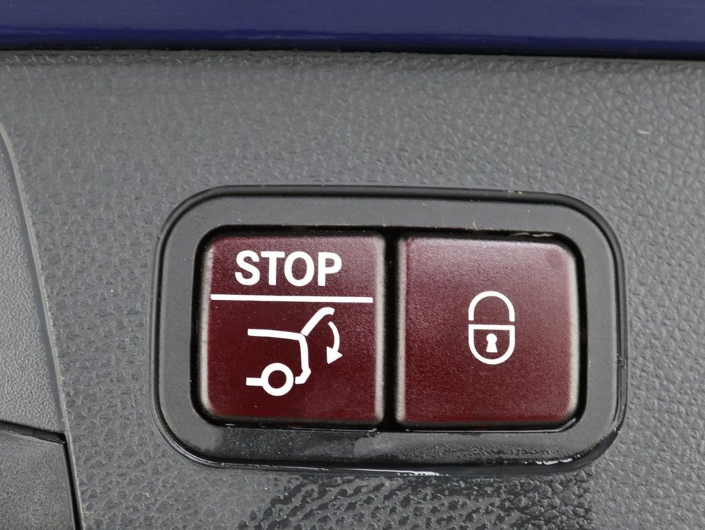 Used Mercedes-Benz C Class 2015 for sale - 76546548: Photo 28