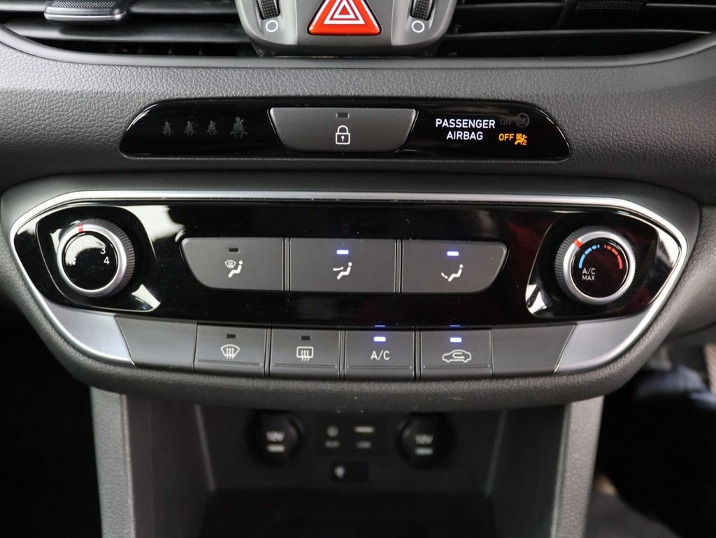 Used Hyundai i30 2018 for sale - 76300991: Photo 17