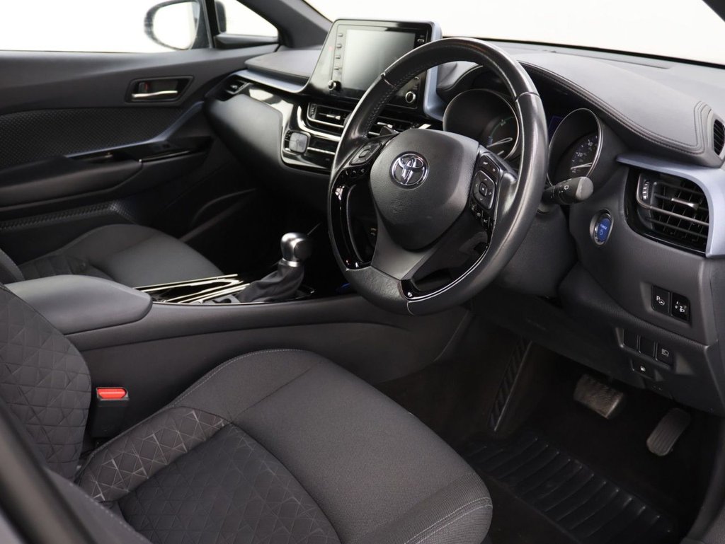 Used Toyota C-HR 2020 for sale - 76591189: Photo 10