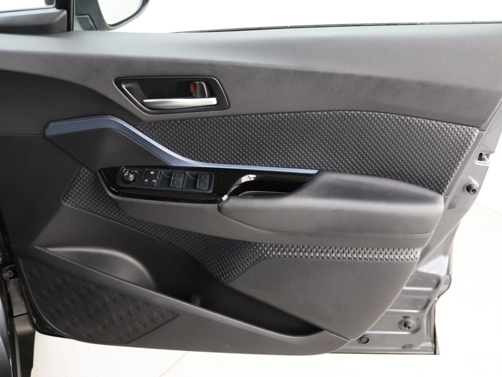 Used Toyota C-HR 2020 for sale - 76591189: Photo 27