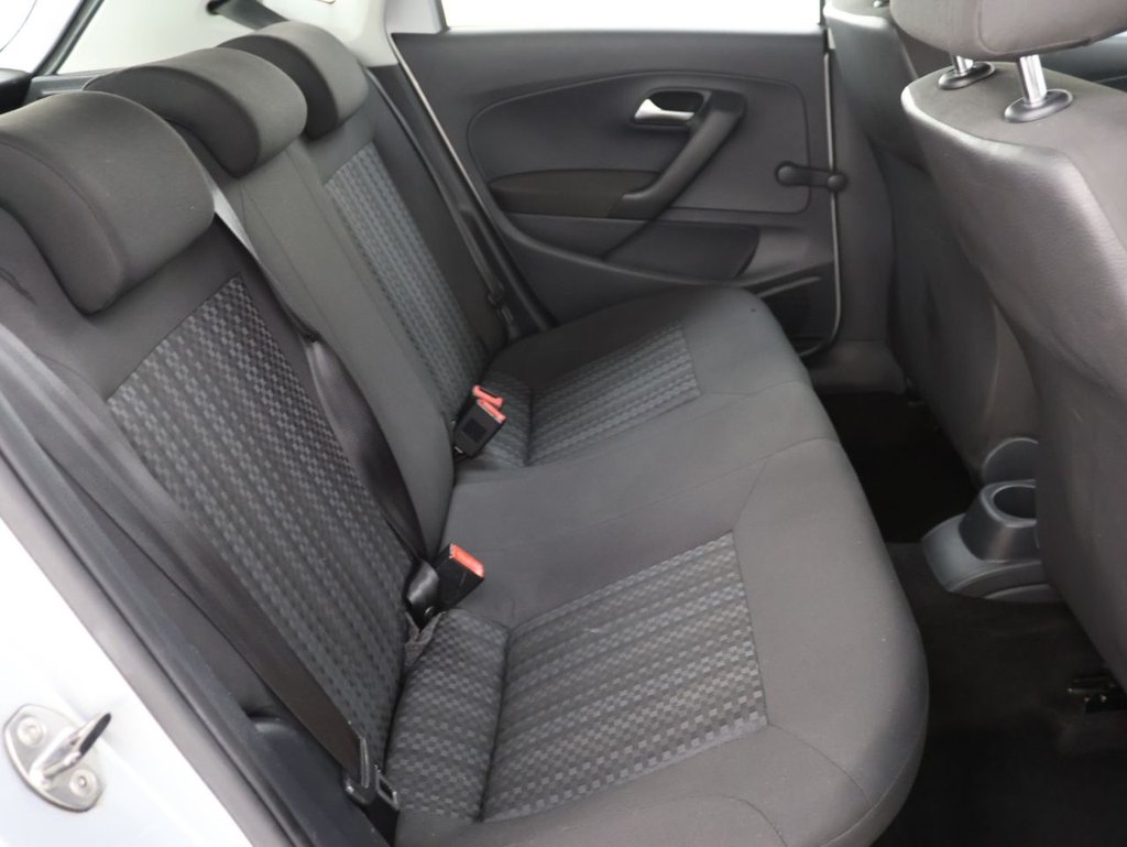 Used Volkswagen Polo 2015 for sale - 76591079: Photo 12