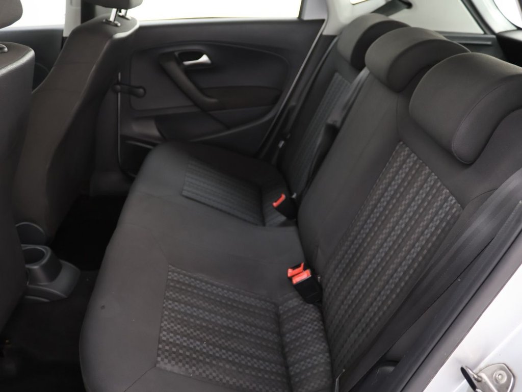 Used Volkswagen Polo 2015 for sale - 76591079: Photo 16