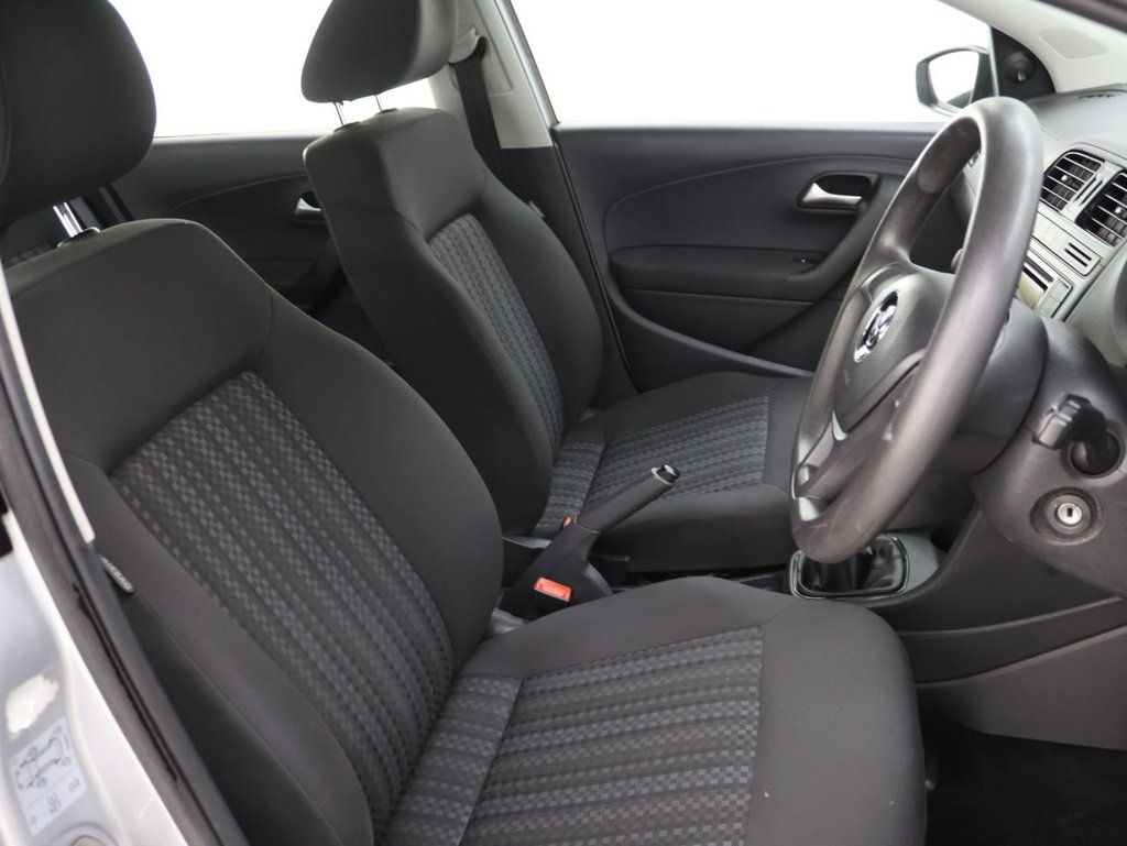 Used Volkswagen Polo 2015 for sale - 76591079: Photo 8