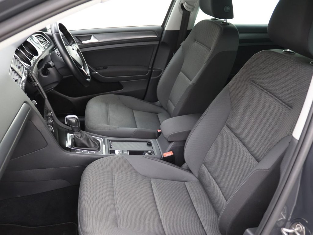 Used Volkswagen Golf 2019 for sale - 76541986: Photo 21