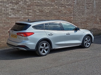 Used Ford Focus 2020 for sale - 79103270: Photo