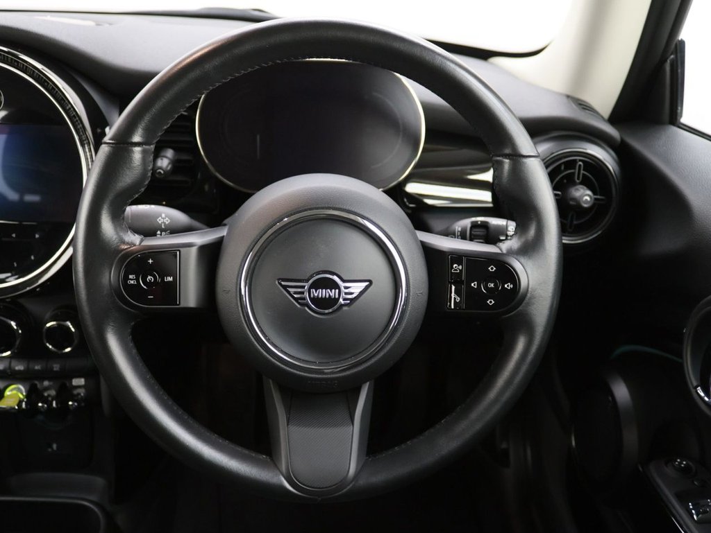 Used MINI Electric Hatch 2021 for sale - 76665796: Photo 19