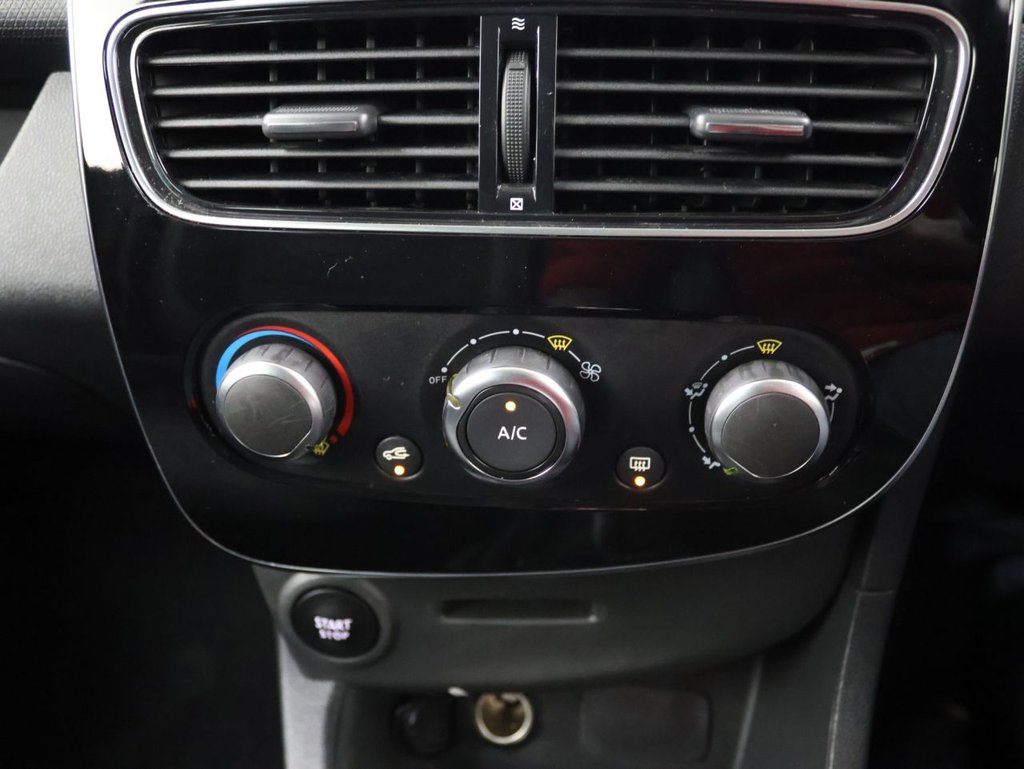 Used Renault Clio 2018 for sale - 76322947: Photo 17