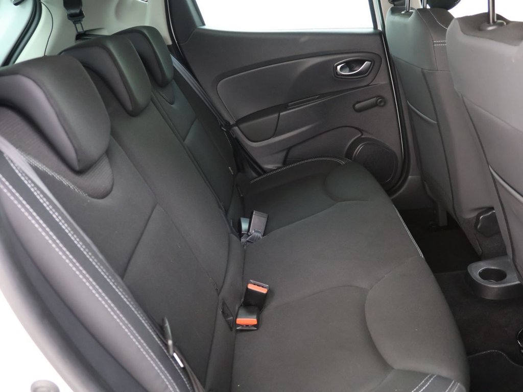 Used Renault Clio 2018 for sale - 76322947: Photo 19