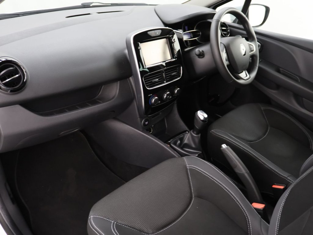 Used Renault Clio 2018 for sale - 76322947: Photo 25