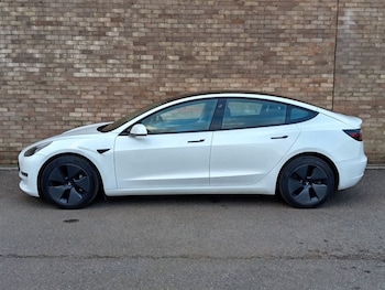 Used Tesla Model 3 2022 for sale - 76923403: Photo