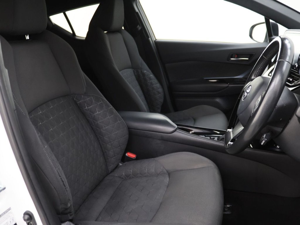 Used Toyota C-HR 2020 for sale - 77806362: Photo 10