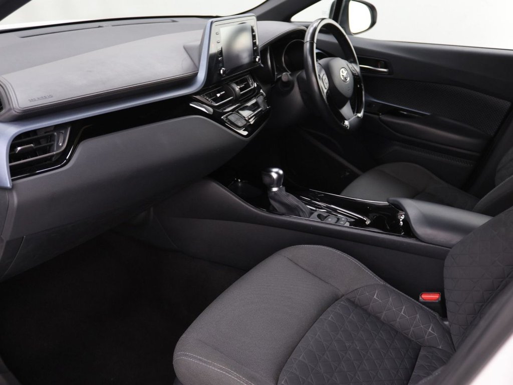 Used Toyota C-HR 2020 for sale - 77806362: Photo 24