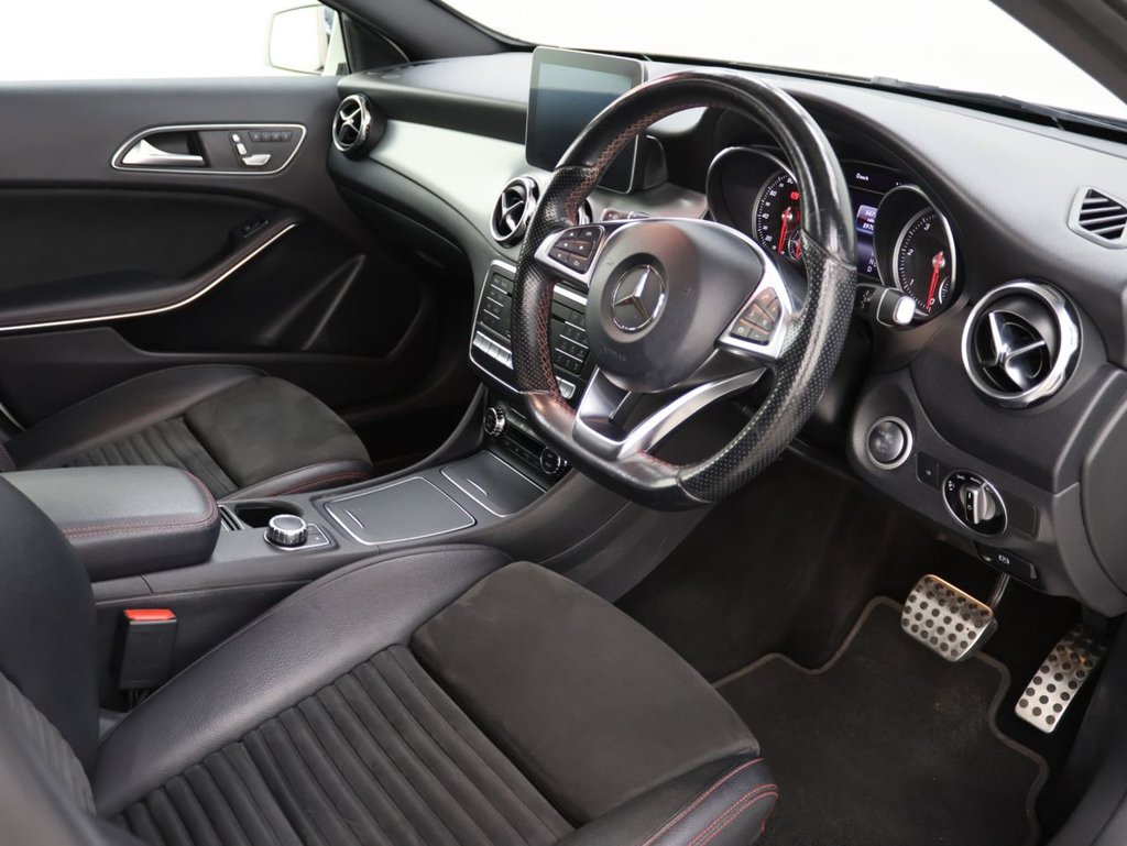 Used Mercedes-Benz GLA 2017 for sale - 76300947: Photo 10