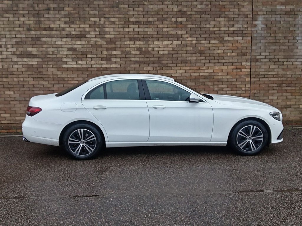 Used Mercedes-Benz E Class 2022 for sale - 76768203: Photo 2