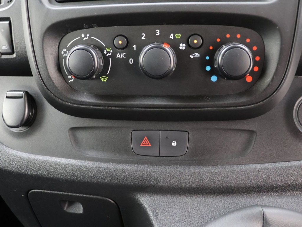 Used Vauxhall Vivaro 2016 for sale - 76542013: Photo 14