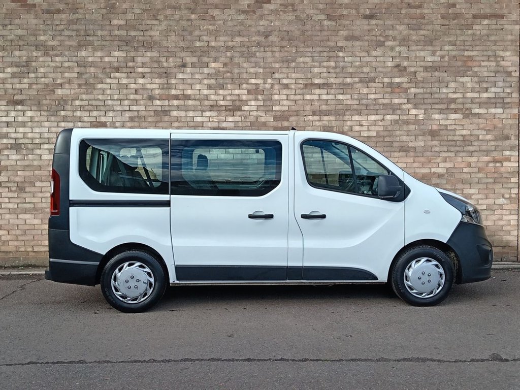 Used Vauxhall Vivaro 2016 for sale - 76542013: Photo 2