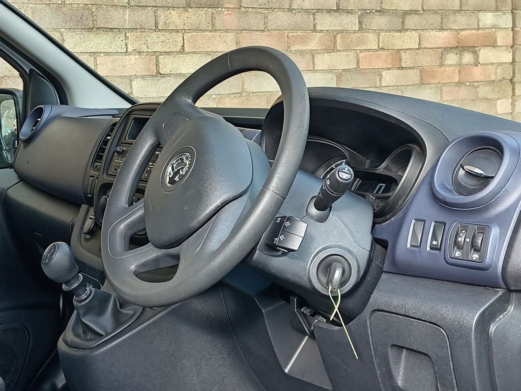Used Vauxhall Vivaro 2016 for sale - 76542013: Photo 5