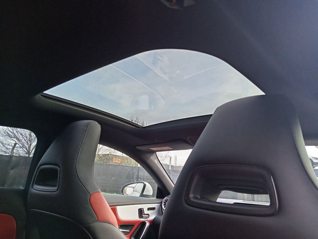 Used Mercedes-Benz CLA 2021 for sale - 76558805: Photo 2