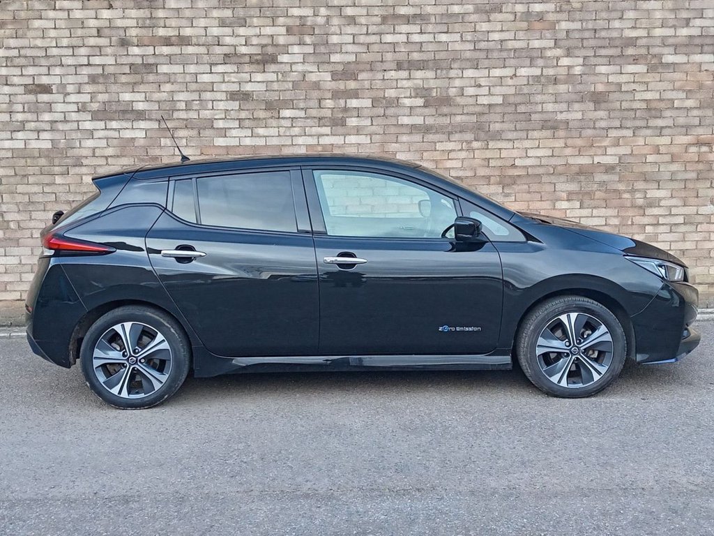 Used Nissan Leaf 2020 for sale - 76665801: Photo 3