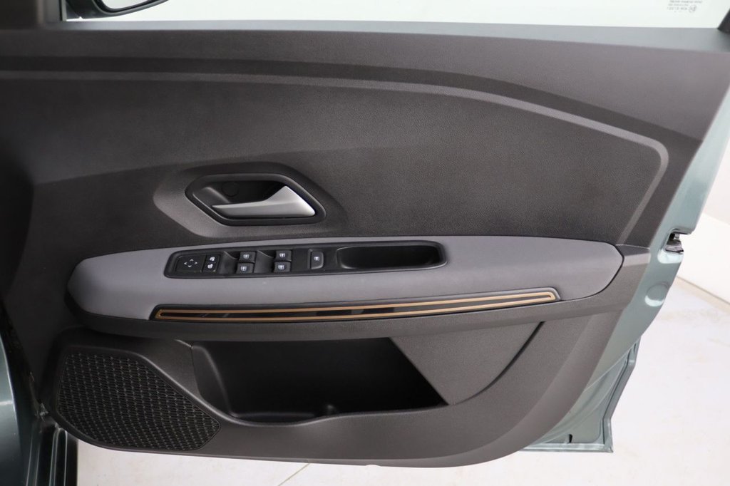 Used Dacia Jogger 2024 for sale - 76591188: Photo 29