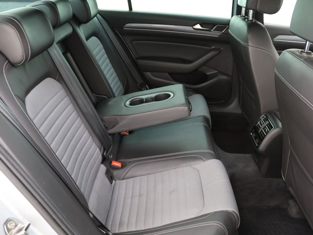 Used Volkswagen Passat 2017 for sale - 77121396: Photo 17