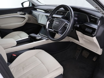 Used Audi e-tron 2021 for sale - 76665808: Photo