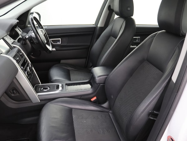 Used Land Rover Discovery Sport 2017 for sale - 76301015: Photo 21