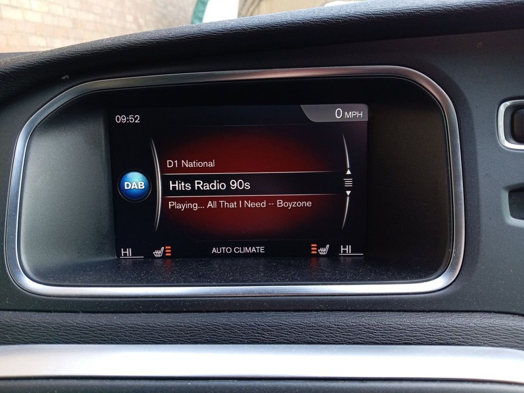 Used Volvo V40 2019 for sale - 77593951: Photo 13