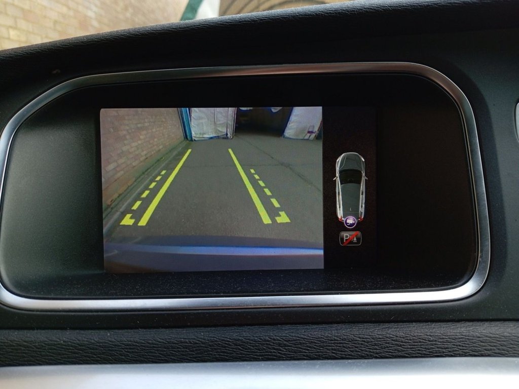 Used Volvo V40 2019 for sale - 77593951: Photo 3